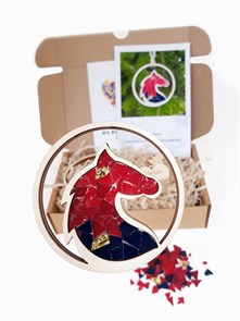 {{productViewItem.photos[photoViewList.activeNavIndex].Alt || productViewItem.photos[photoViewList.activeNavIndex].Description || 'Лошадка в круге 7 см. Набор мозаики из витражного стекла'}}